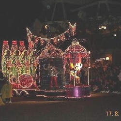 Disneyland Park - Main Street - Main Street Electrical Parade