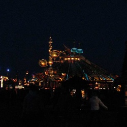 Disneyland Park - photos de nuit - discoveryland