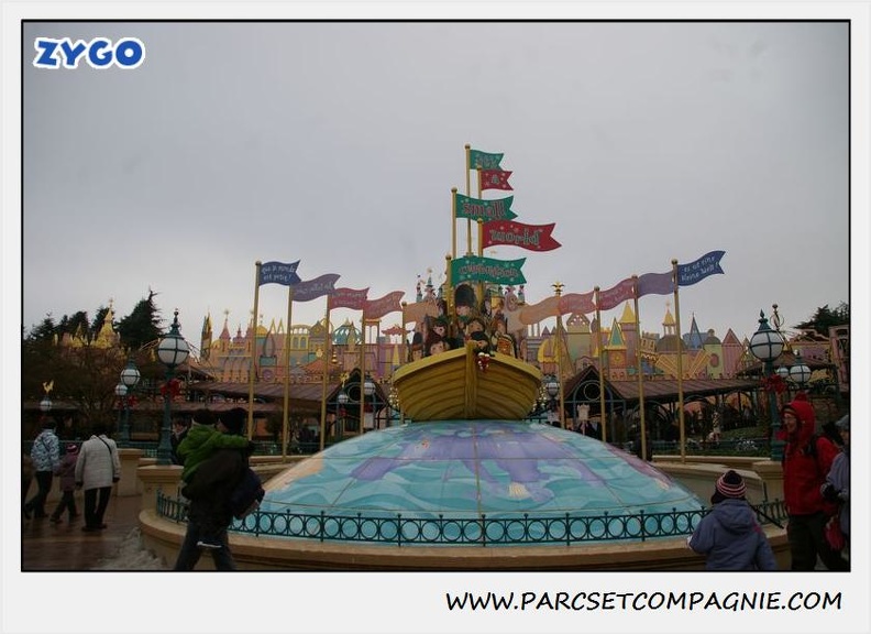 Disneyland_Park_-_002.jpg