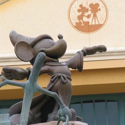Walt Disney Studios - apprenti sorcier