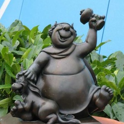 Walt Disney Studios - statues