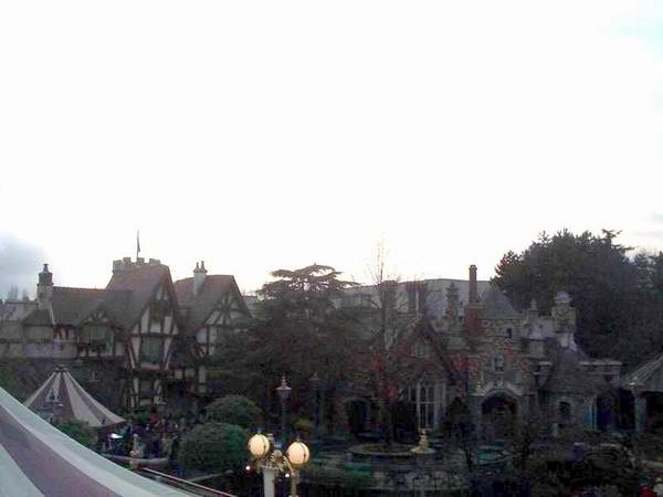 Disneyland_Park_-_016.jpg
