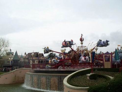 Disneyland_Park_-_003.jpg