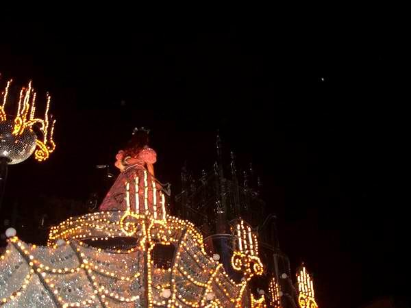Disneyland_Park_-_011.jpg