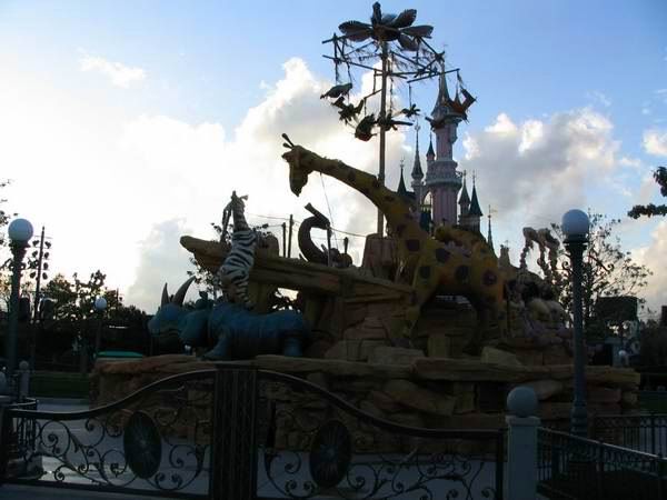 Disneyland_Park_-_008.jpg