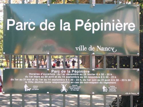 Parc_de_la_Pepiniere_001.jpg